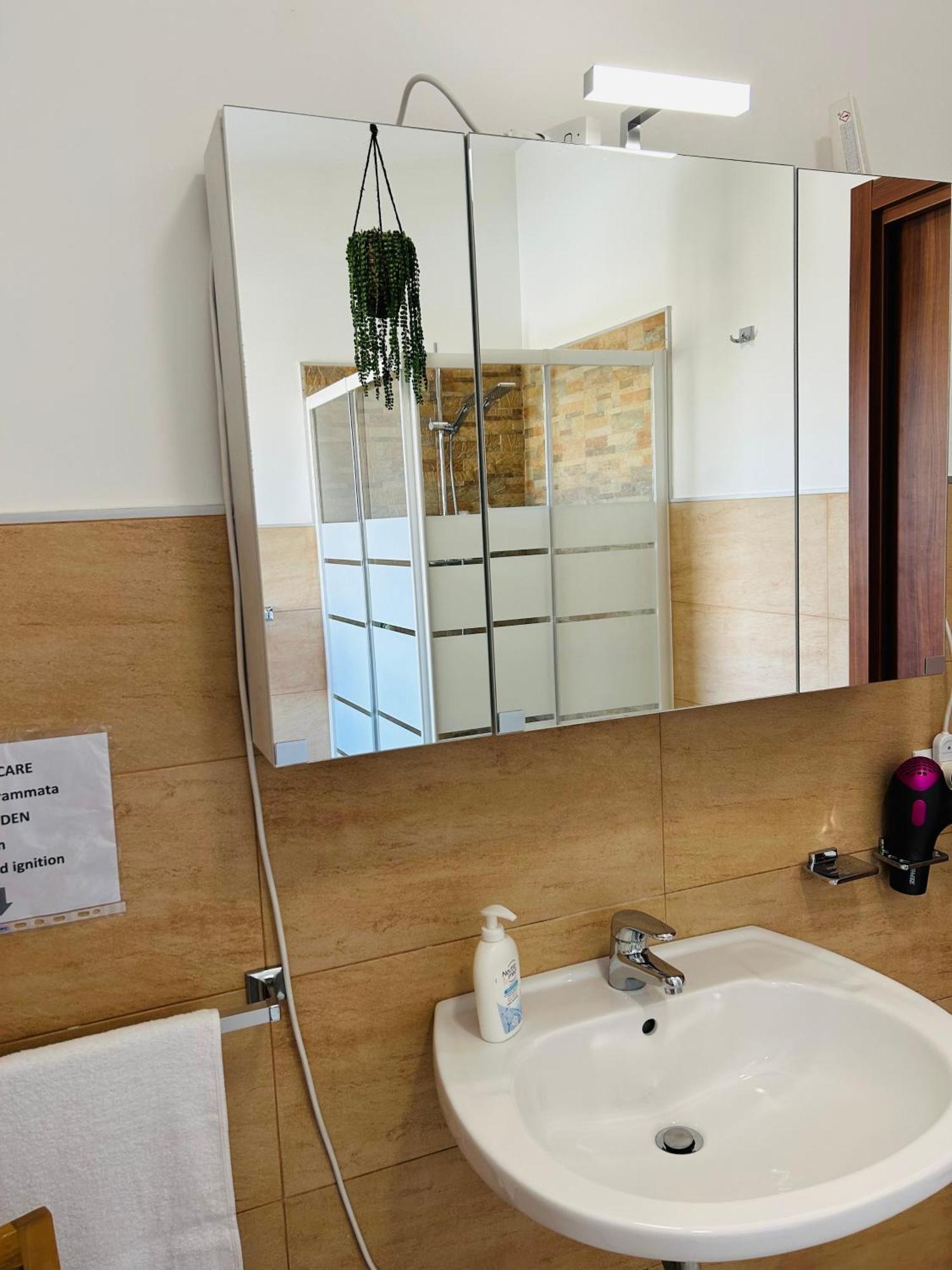 The House Fiera Di Roma Aeroporto Fiumicino Bed and Breakfast Ponte Galeria Εξωτερικό φωτογραφία